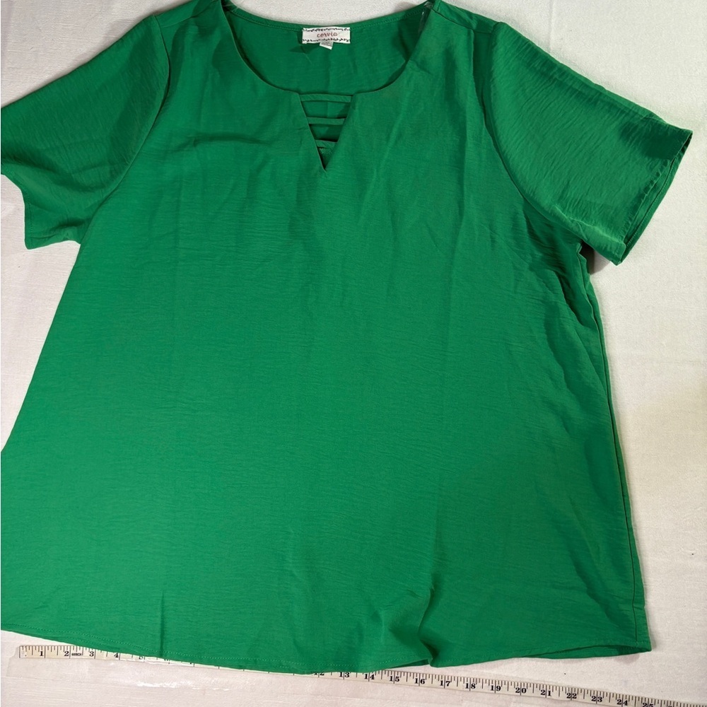 Covington Green Short Sleeve Ladder-Neck Women's Top